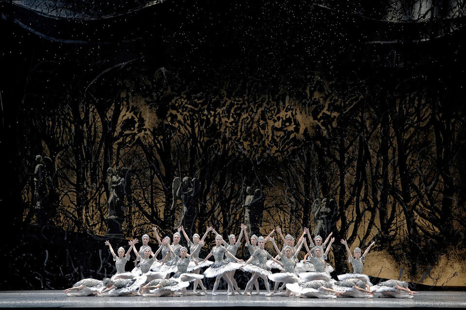 Nutcracker_parisoperaballet.jpg