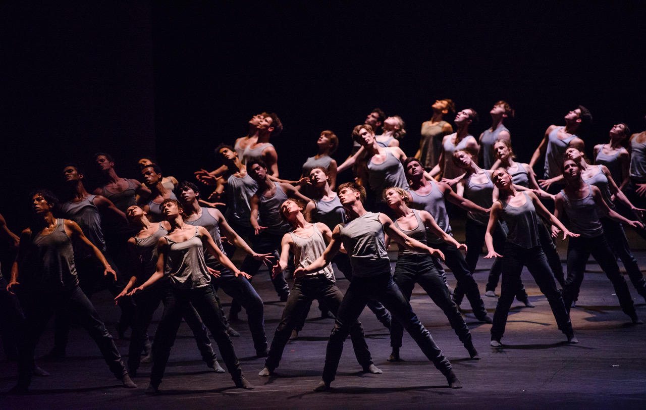 ★メイン_Flight Pattern. Artists of The Royal Ballet. ©ROH, 2017. Photographed by Tristram Kenton. (2).jpeg