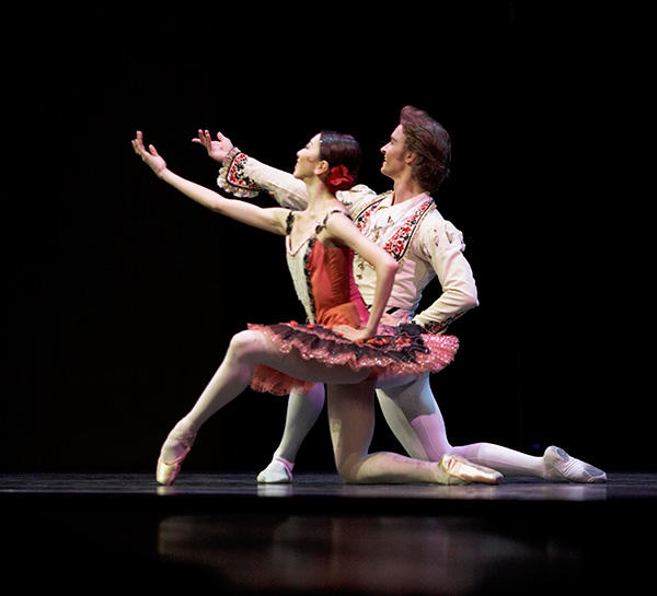 【開幕直前インタビュー】 加治屋百合子&ジャレッド・マシューズが語る「バレエを踊ってハッピーに生きよう!」