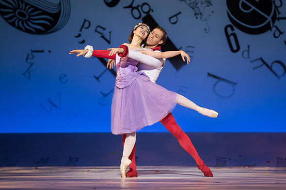 TAB Alice's Adventures in Wonderland, Ako Kondo & Ty King-Wall, Photo Daniel Boud