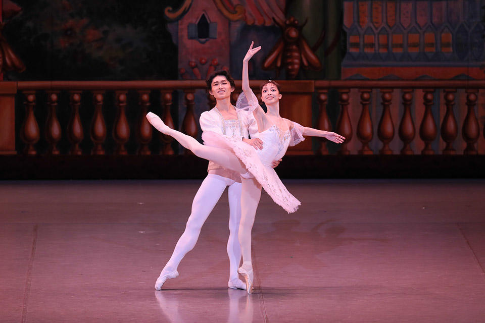 20201211_Nutcracker_Kanako-Oki_Yasuomi-Akimoto_7Y1A1430_photo_Kiyonori-Hasegawa.jpg