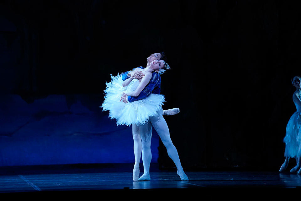 2021kballet_swan_10.jpg