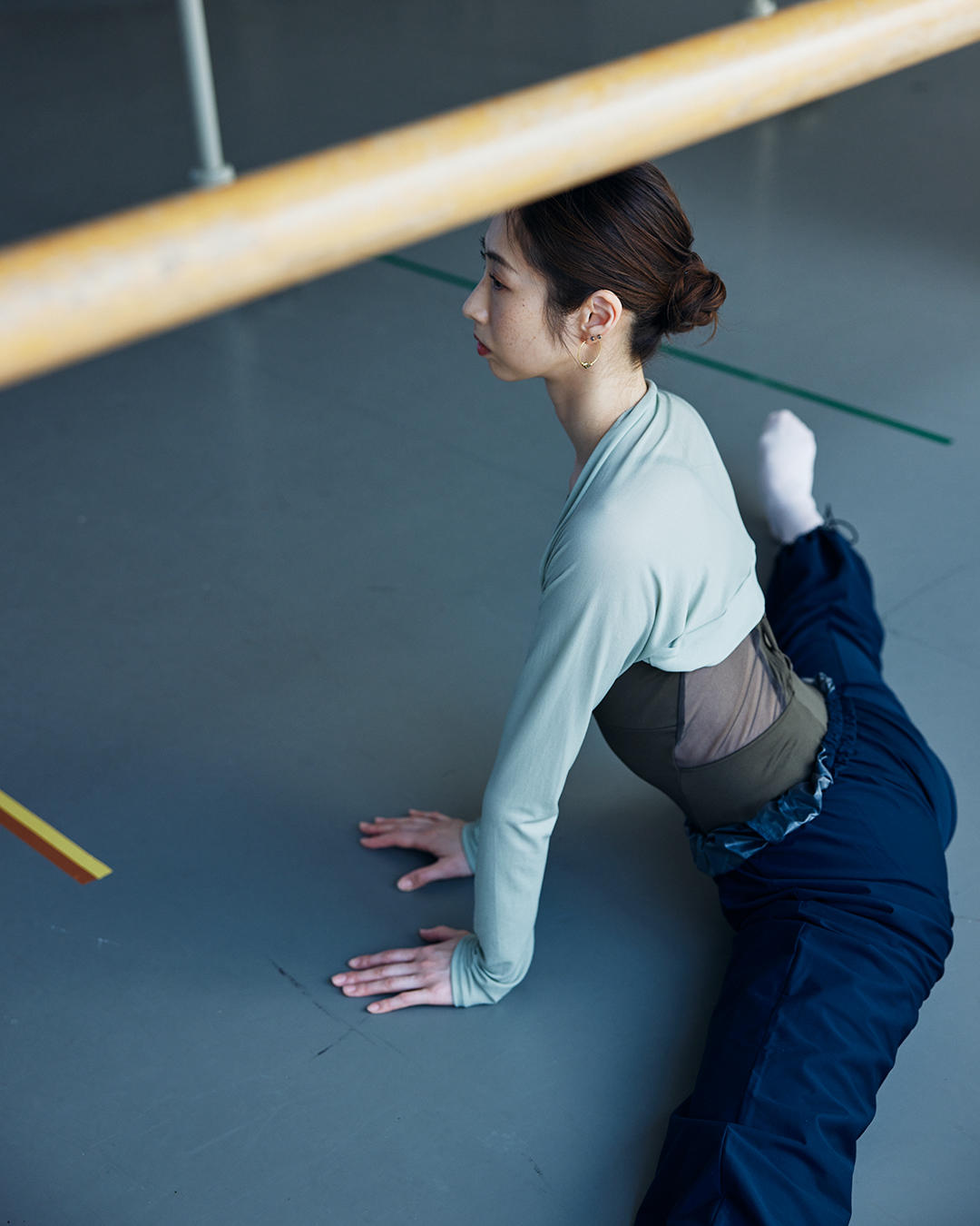 210331_ballet_warmup_4.jpg