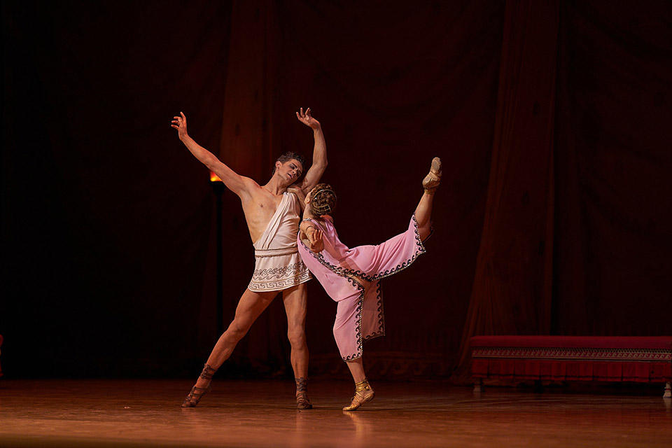 223Mariinsky02_02.jpg