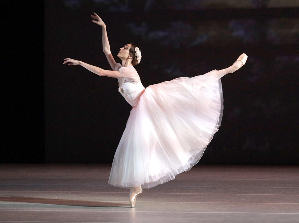 223Mariinsky03_03.jpg