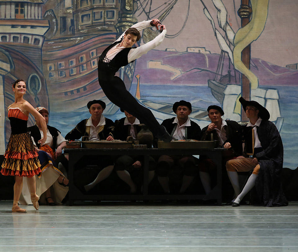 Don-Quixote-by-Natasha-Razina-©-State-Academic-Mariinsky-Theatre-(2).jpg