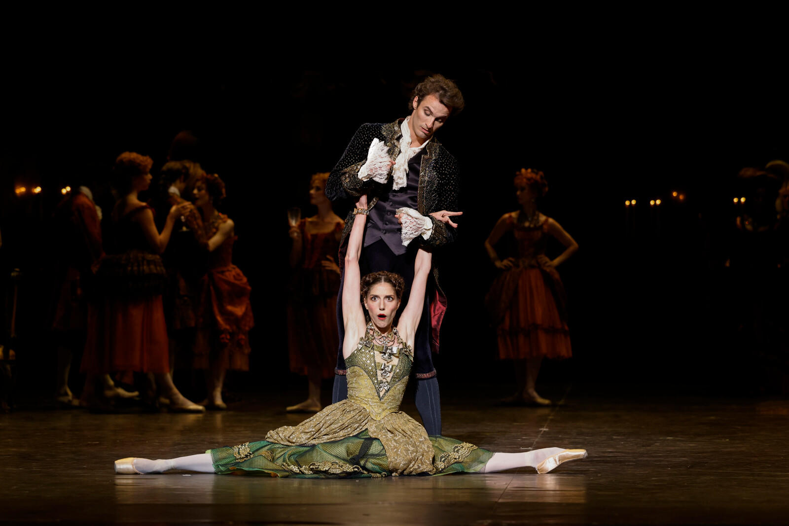 OPB Manon  5 Quer(lescaut) Bourdon (maîtresse) c Svetlana Loboff.jpeg