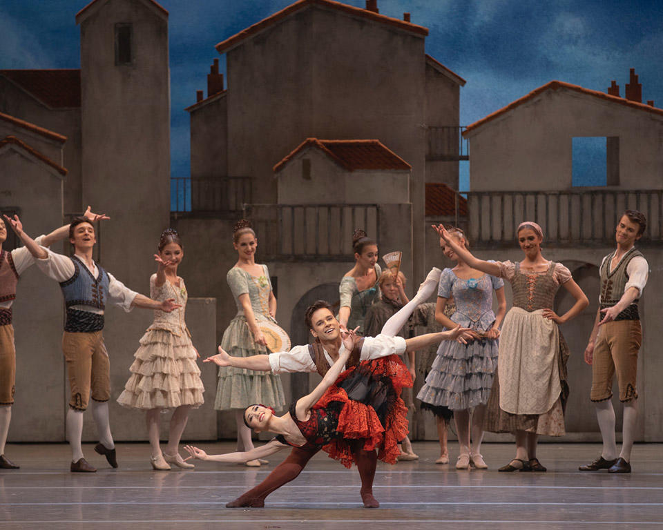 ★メイン_Akane-Takada-and-Alexander-Campbell-in-The-Royal-Ballet's-Don-Quixote-(c)-ROH-2019.-Photo-by-Andrei-Upenski.jpg