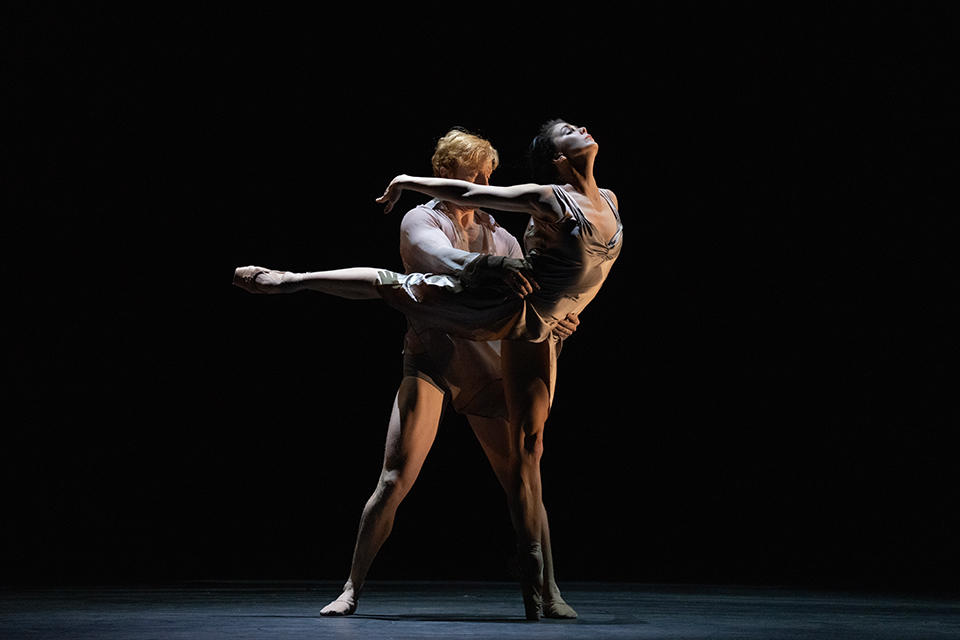 ダイヤモンド・セレブレーション＜サブ7╱ふたりの天使＞Steven-McRae-and-Natalia-Osipova-in-concerto-pour-deux,-The-Royal-Ballet-©2022-ROH.-Photographed-by-Andrej-Uspenski-2-(1).jpg