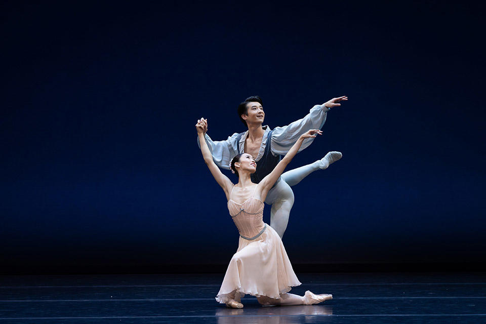 TAB_Counterpointe-Tschaikovsky-Pas-de-Deux​_Chengwu-Guo,-Ako-Kondo_credit_Daniel-Boud.jpg