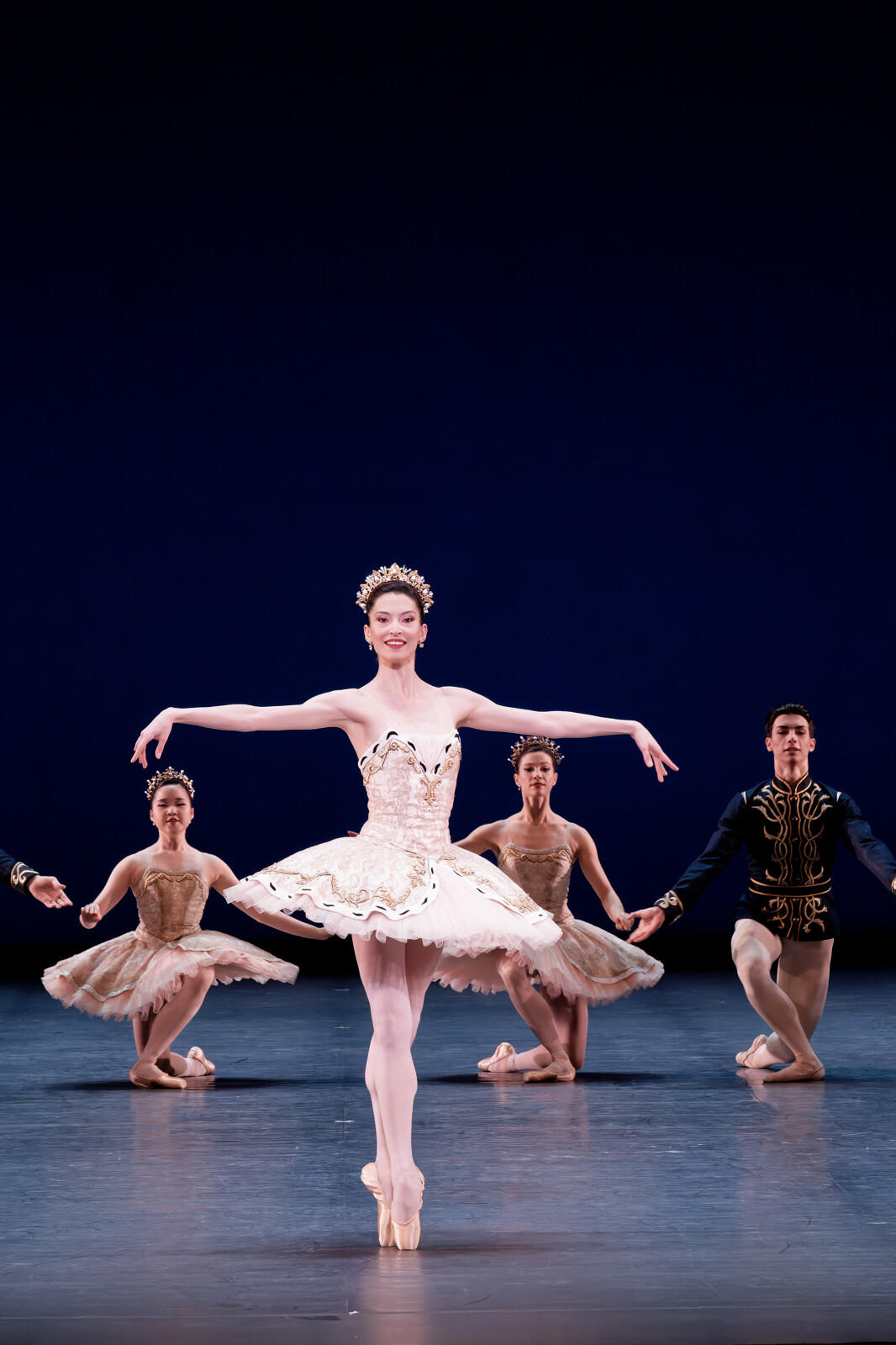 OPB Ballet impérial Hanha Agathe_Poupeney___Opera_national_de_Paris-Ballet-imperial--George-Balanchine---Hannah-O-Neill--c--Agathe-Poupeney-OnP-1600px.jpeg