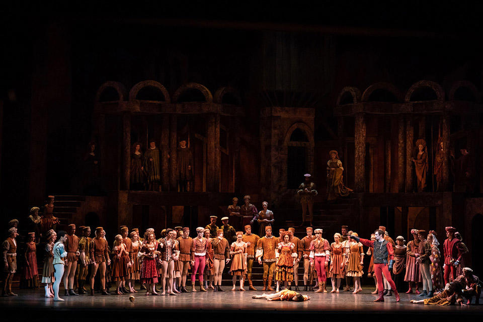 Artist-of-The-Royal-Ballet-in-Romeo-and-Juliet,-The-Royal-Ballet-©-2019-ROH.-Photograph-by-Helen-Maybanks.jpg