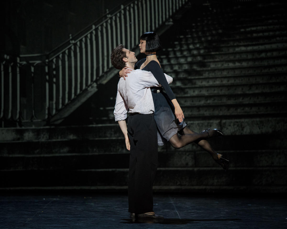 Ann_Ray___Opera_national_de_Paris-ann-ray-rolandpetit-0243_LE-RENDEZ-VOUS-Roland-Petit_Mathieu-Ganio--Le-Jeune-Homme--Alice-Renavand--La-plus-belle-fille-du-monde---c--Ann-Ray-OnP.jpeg