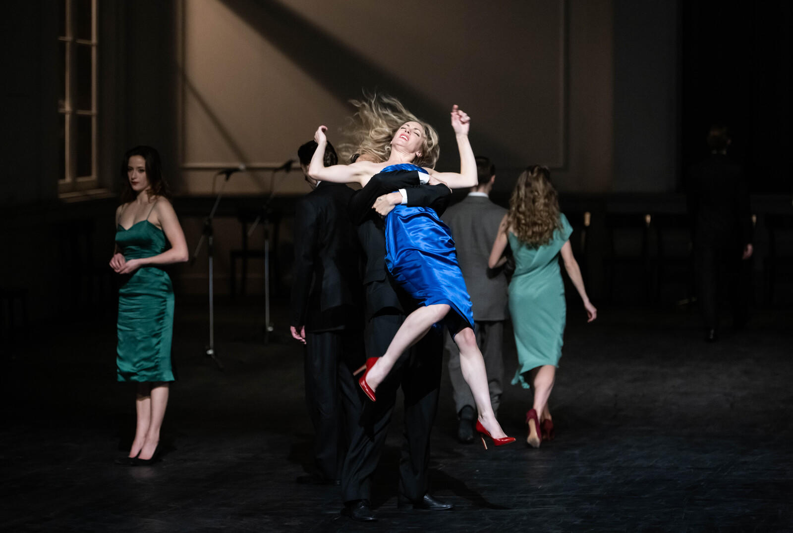 Julien_Benhamou___Opera_national_de_Paris-KONTAKTHOF--Une-piece-de-Pina-Bausch--Charlotte-Ranson--Julien-Benhamou-OnP_DSC5242_-1600px.JPG