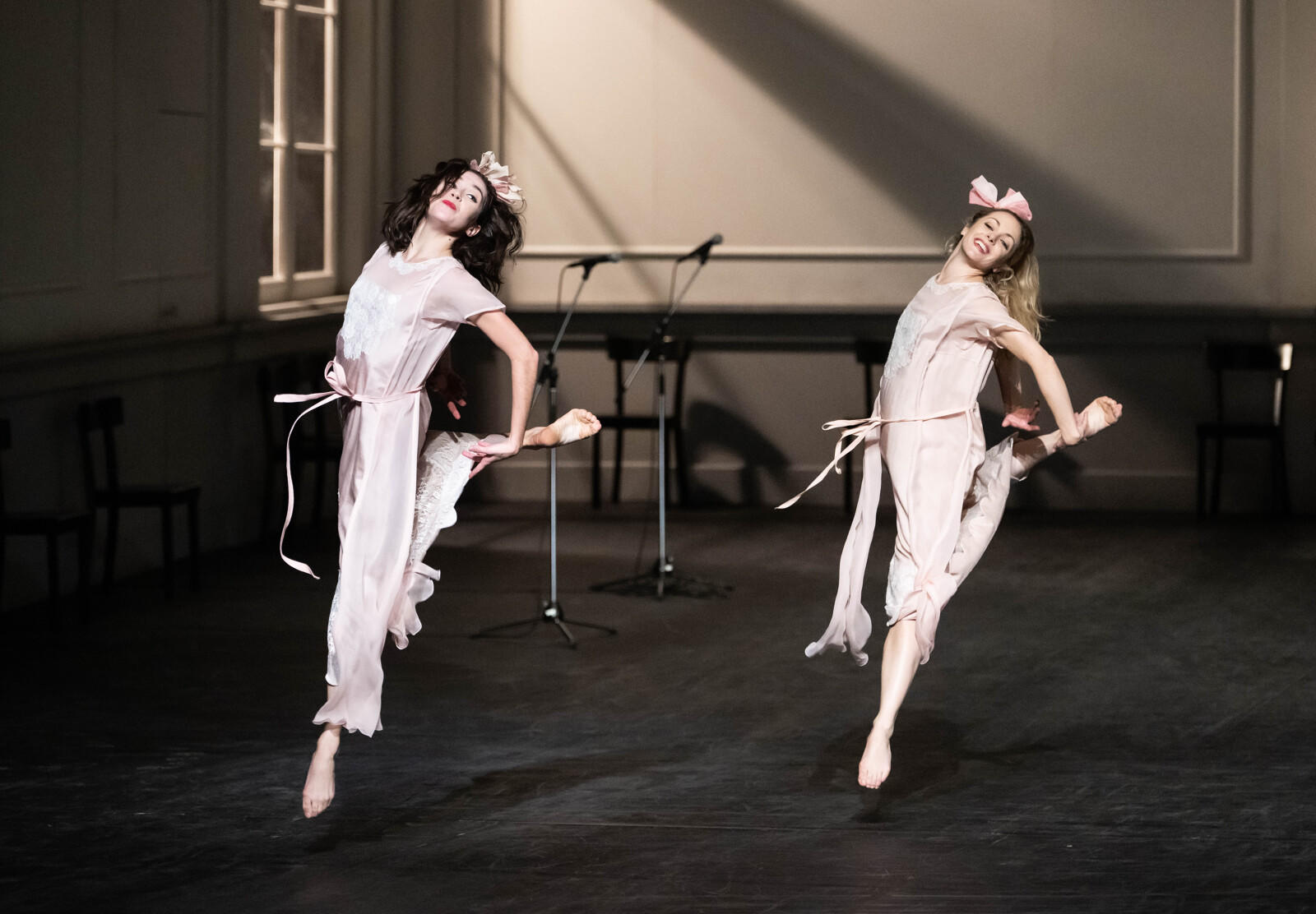 Julien_Benhamou___Opera_national_de_Paris-KONTAKTHOF--Une-piece-de-Pina-Bausch--Heloise-Jocqueviel--Charlotte-Ranson--Julien-Benhamou-OnP_DSC5446_-1600px.JPG