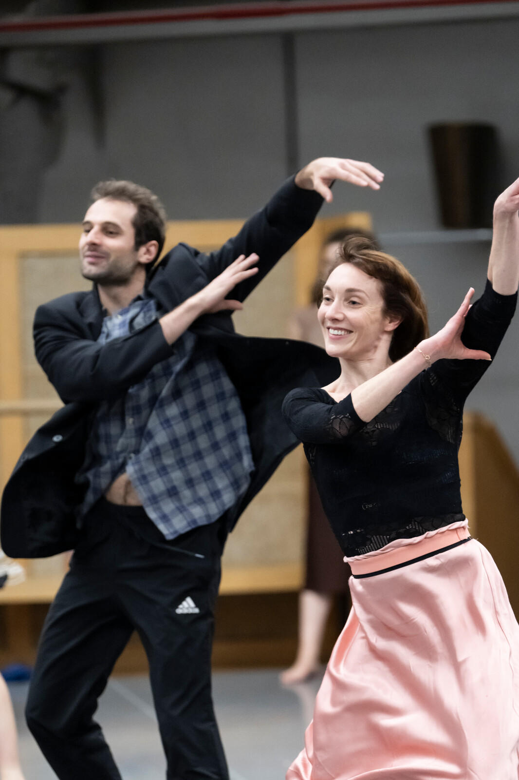 Julien_Benhamou___Opera_national_de_Paris-Repetition-KONTAKTHOF_Pina-Bausch_Ballet-de-l-Opera---c--Julien-Benhamou-OnP-1600px.JPG