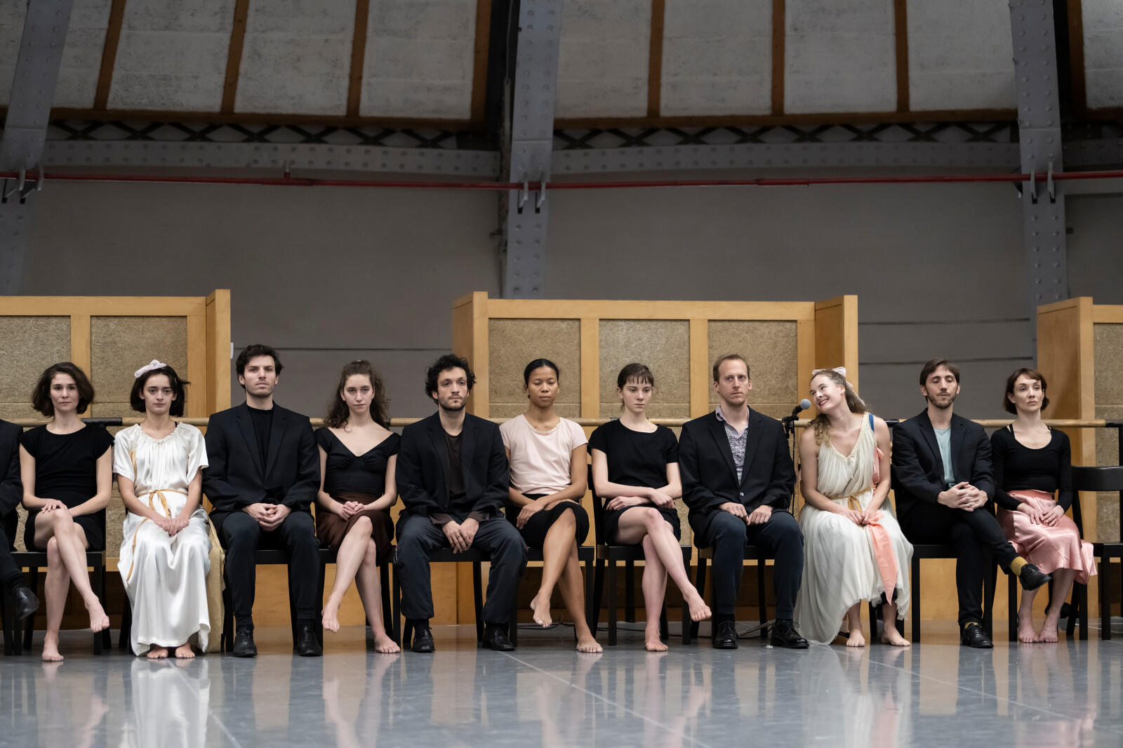 Julien_Benhamou___Opera_national_de_Paris-Repetition_KONTAKTHOF_Pina-Bausch---Ballet-de-l-Opera-national-de-Paris-c--Julien-Benhamou-OnP-8992-1600px.JPG