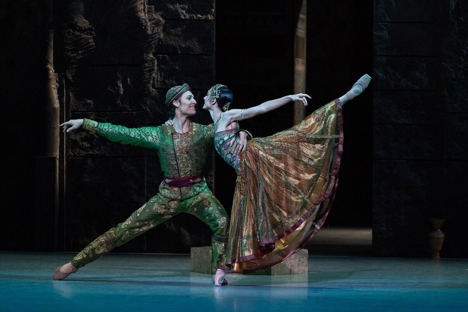 LA-BAYADERE--Rudolf-Noureev---Dorothee-Gilbert--Hugo-Marchand--c--Yonathan-Kellerman-OnP_2901.jpg-1600px.JPG