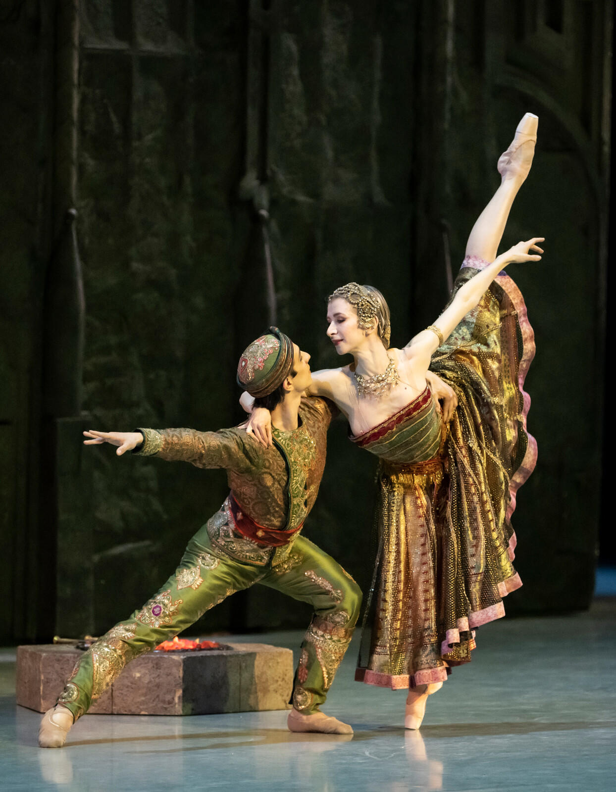 La-Bayadere--Rudolf-Noureev--Francesco-Mura--Solor--Myriam-Ould-Braham--Nikiya---c--J-Benhamou-OnP_DSC2024_.JPG-1600px.JPG