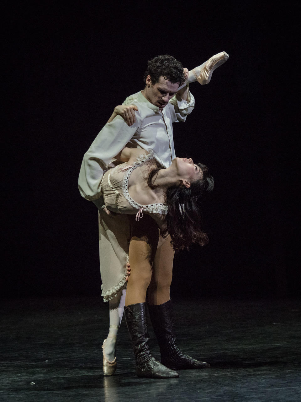 MAYERLING (Kenneth MacMillan), Hohyun Kang (Mary Vetsera), Paul Marque (Prince Rodolphe) Ann Ray - OnP - 0826_.jpeg