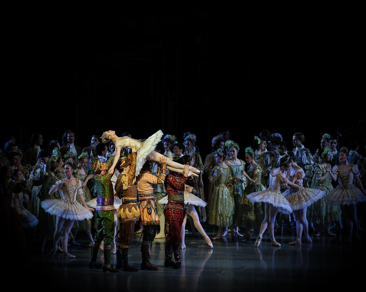 OPB La BELLE AU BOIS DORMANT 2 Clara Mousseigne c Maria Helena Buckley px.JPG