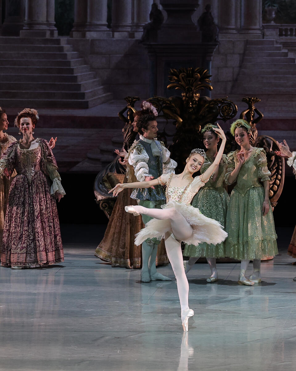 OPB La BELLE AU BOIS DORMANT 6 Clara Mousseigne c Maria Helena Buckley .JPG