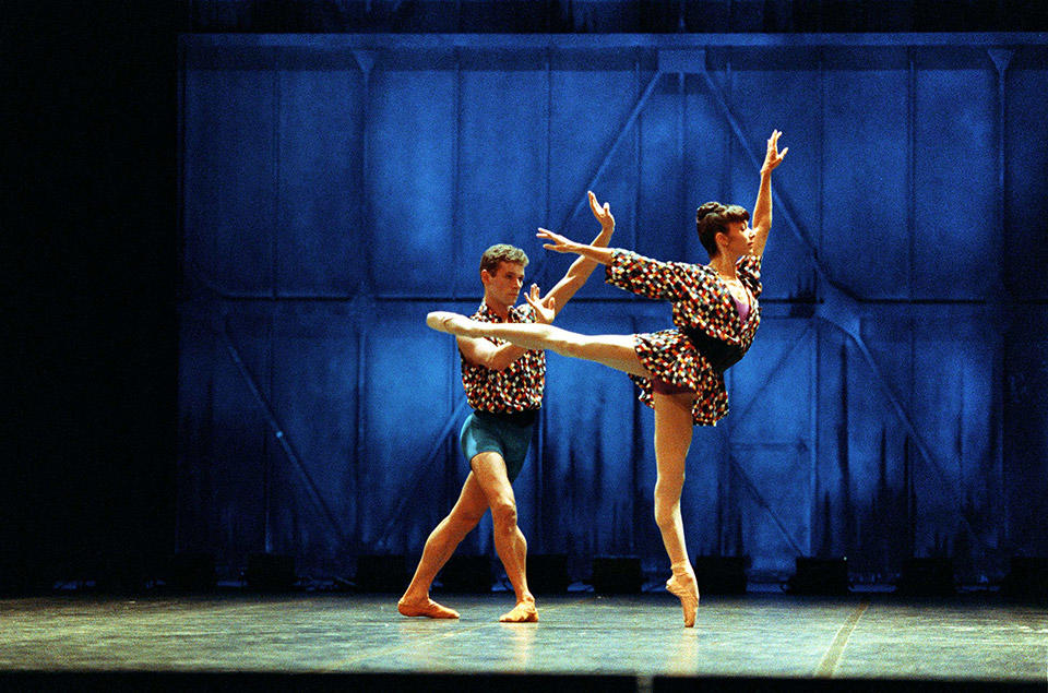 OPB-Patrick-Dupond---c--Jacques-Moatti---Isabelle-Guerin-Grand-Pas-(Twyla-Tharp)--.jpg