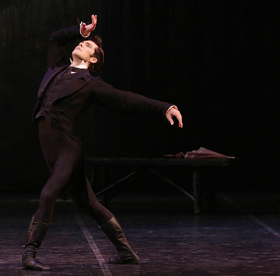 Onegin---Roberto-Bolle---ph-Brescia-e-Amisano-Teatro-alla-Scala-(2).jpg