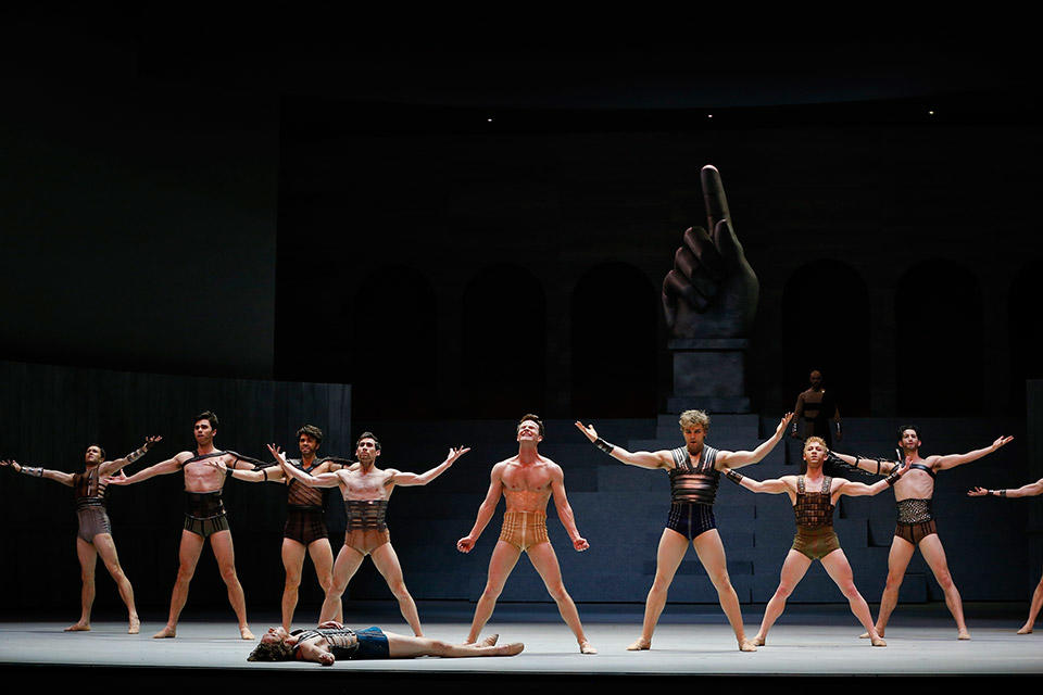 TAB_SPARTACUS_Artists-of-The-Australian-Ballet_photo-Jeff-Busby-(4).jpg