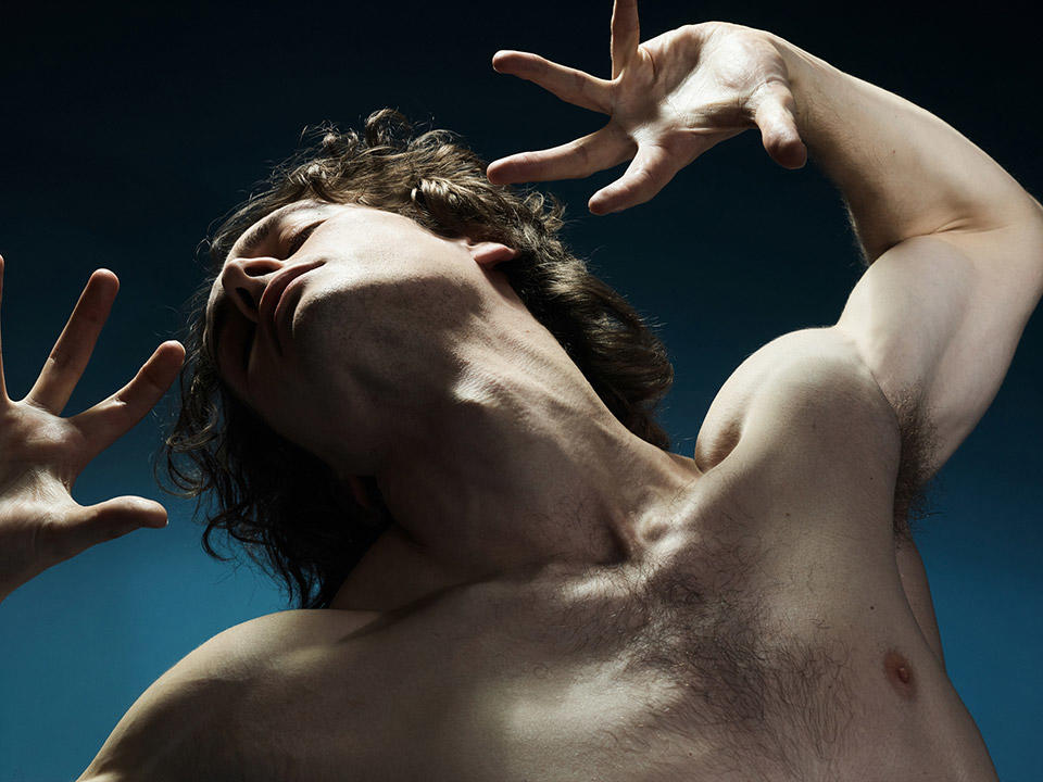 The-Australian-Ballet_Kunstkamer_Callum-Linnane_Photo.-Simon-Eeles.jpg