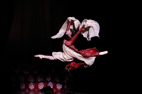 Houston Ballet Karina González Photo by Jeff Busby