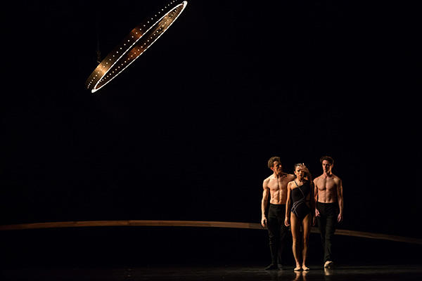 Little Atlas_Kevin Jackson Vivienne Wong Rudy Hawkes　Photo Daniel Boud