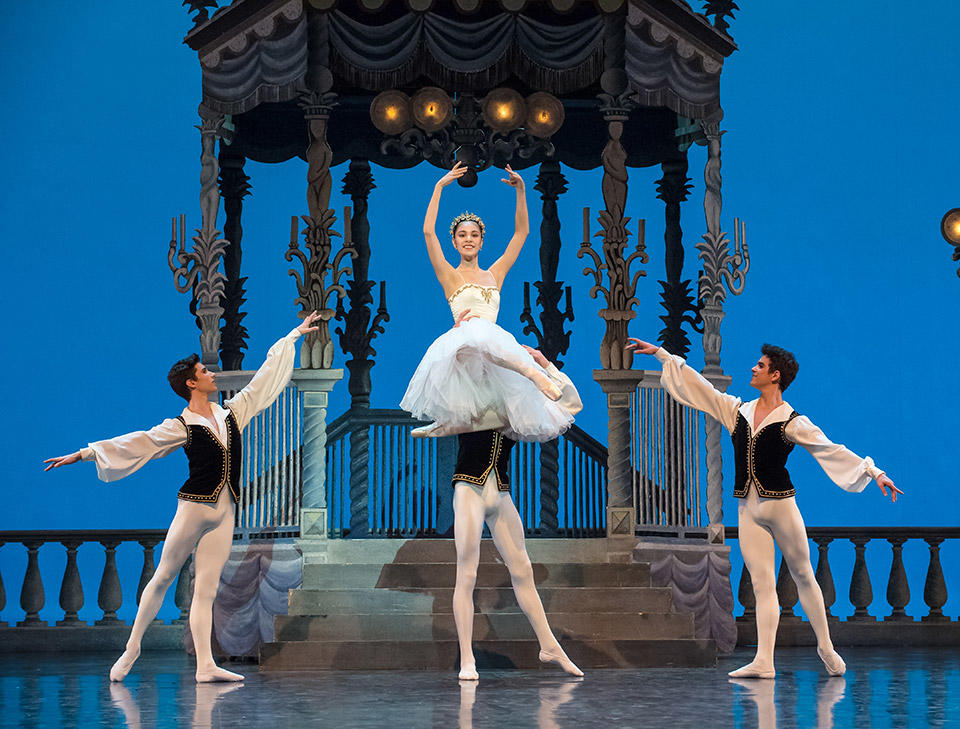 Soir-de-fêtes--Ecole-de-danse-de-l'Opéra-national-de-Paris----Photo-C-David-Elofer---ONP-6336.jpg