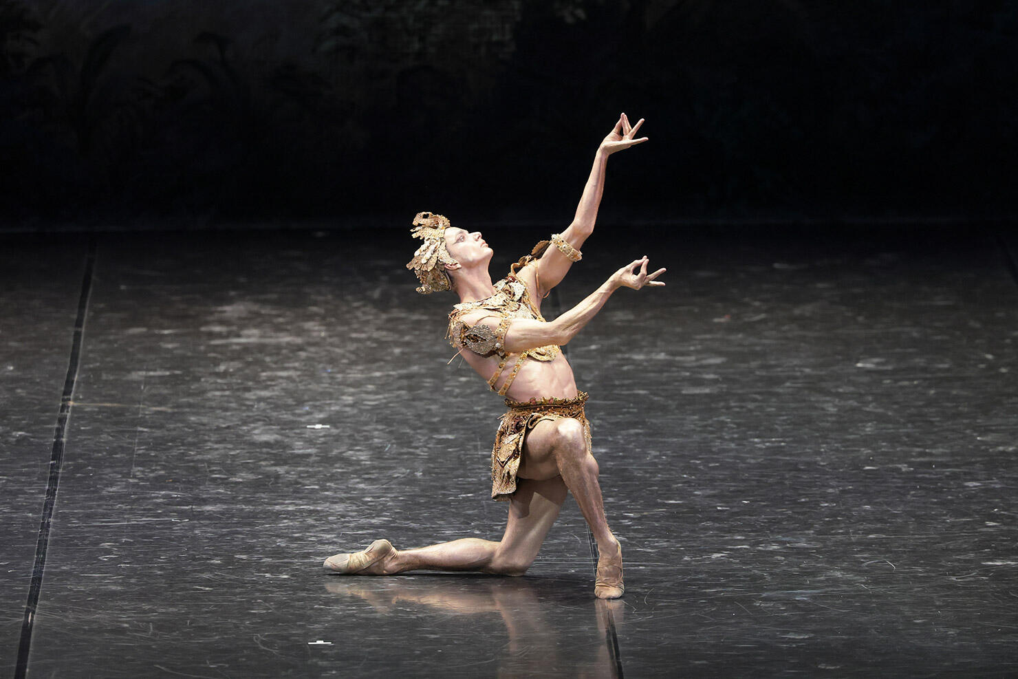 25-0805_Ballet-Supreme-B_La-Bayadère[excerpts]-Kirscher_KH3_3891_photo-Kiyonori-Hasegawa.jpg