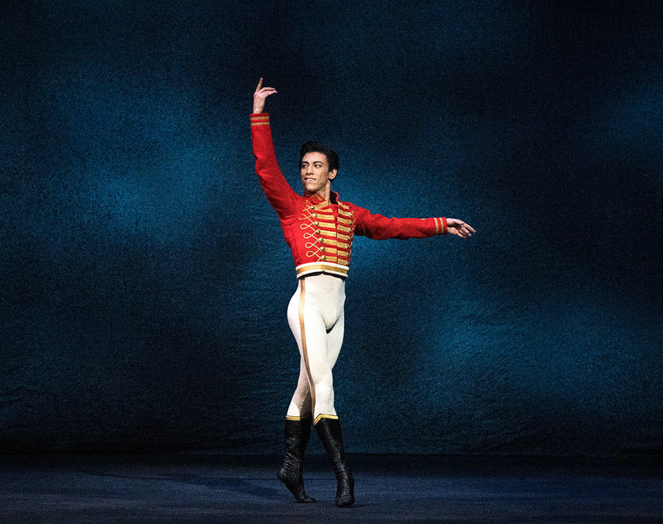 Luca-Acri-as-Hans-Peter-in-The-Nutcracker,-The-Royal-Ballet-©2021-ROH.-Photograph-by-Foteini-Christofilopoulou-.jpg