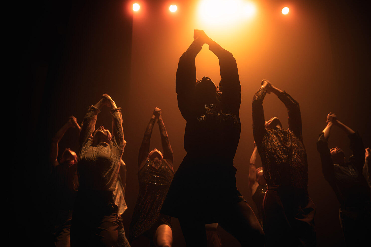 【メイン舞台写真】ホフェッシュ・シェクター・カンパニー『Theatre-of-Dreams』Photo.Todd-MacDonald.jpg