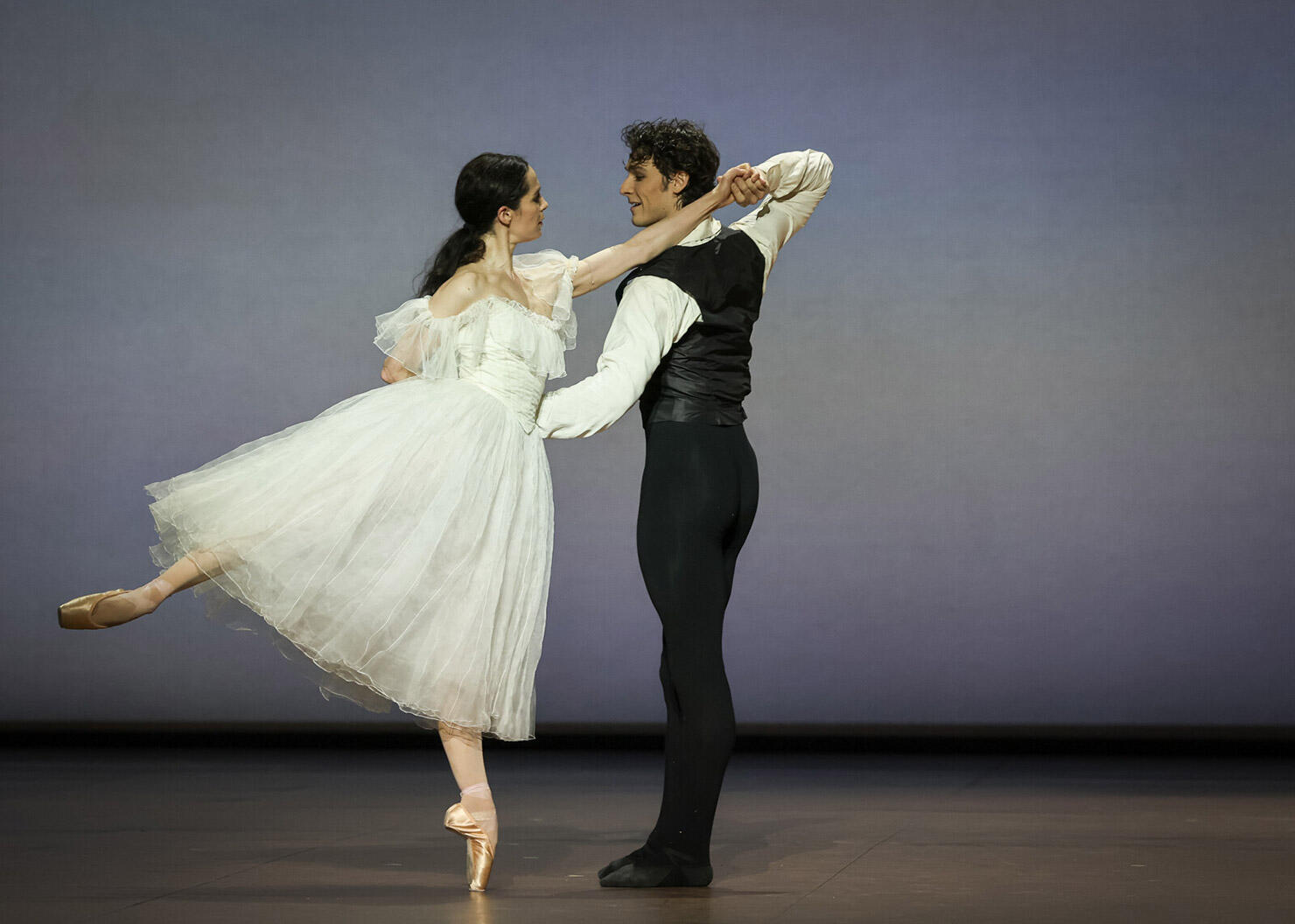 OPB-La-Dame-aux-camélias--Amandine-5-C-Maria-Helena-Buckley.jpg