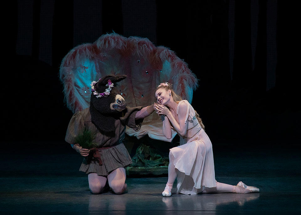 Sara-Mearns-as-Titania-in-George-Balanchine's-A-Midsummer-Night's-Dream.-Photo-Credit-Erin-Baiano.jpg