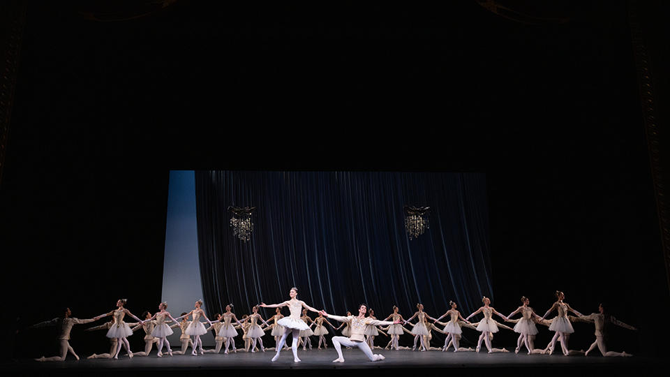 ★ダイヤモンド・セレブレーション＜新・メイン＞Artists-of-The-Royal-Ballet-in-Diamonds,-The-Royal-Ballet-©2022-ROH.-Photographed-by-Andrej-Uspenski-.jpg