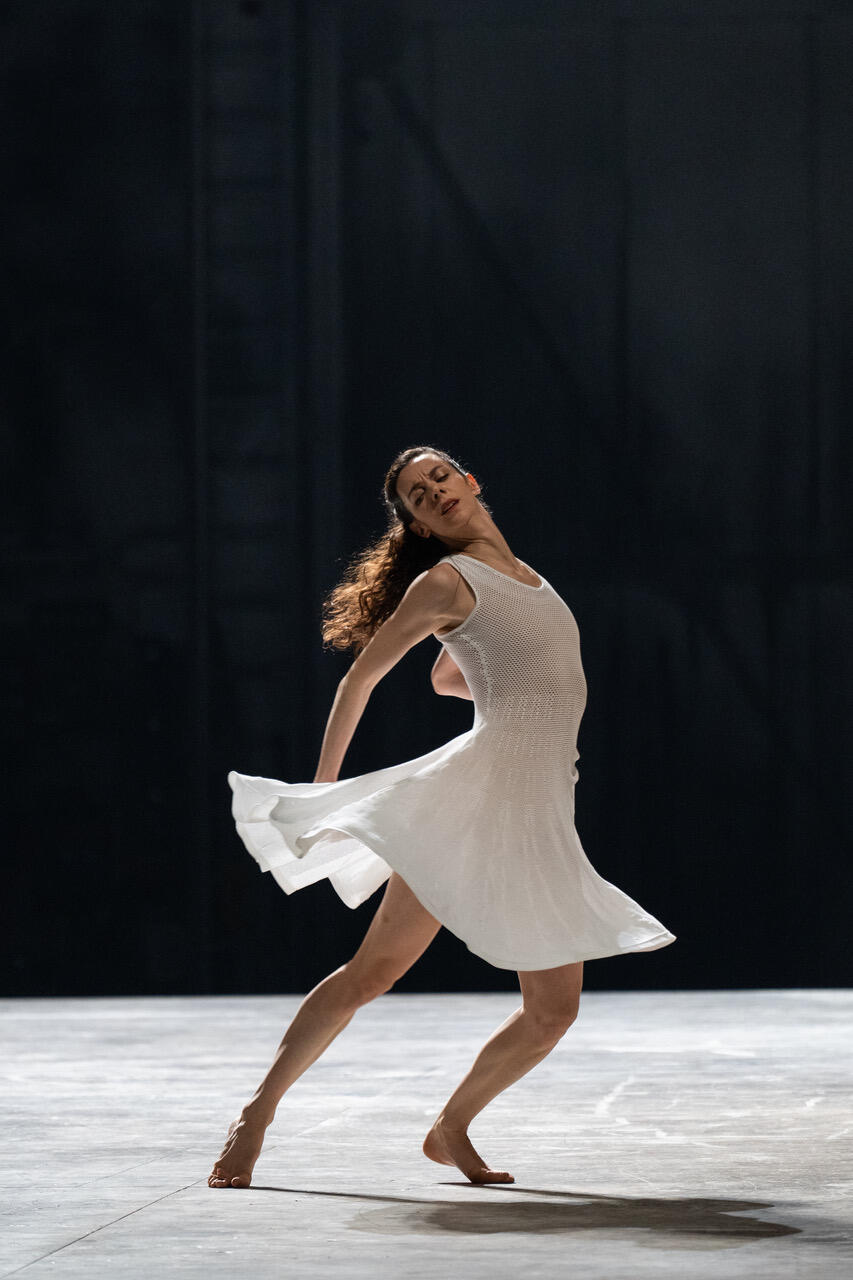 PIT (Bobbi Jene Smith, Or Schraiber), Laure ne Lévy (c) Yonathan Kellerman OnP-2090.jpeg