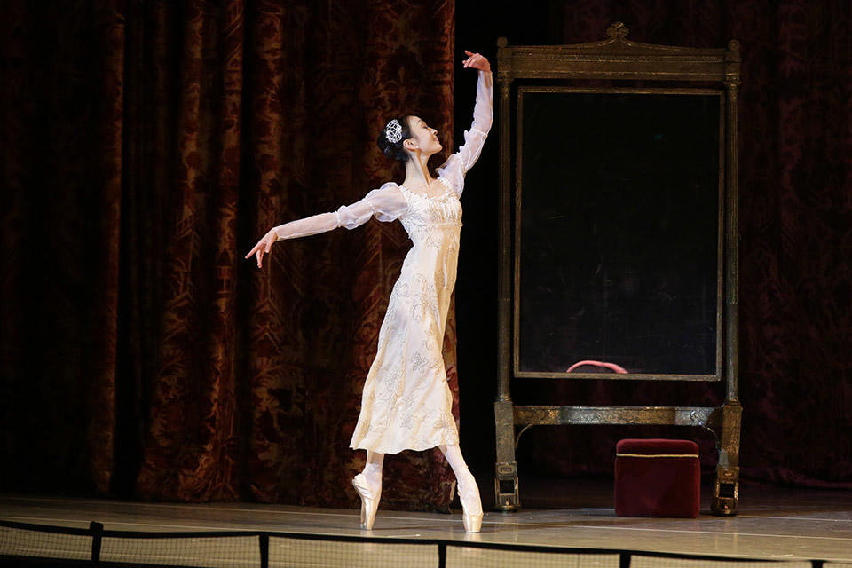 Romeo-and-Juliet-by-Natasha-Razina-©-State-Academic-Mariinsky-Theatre-(1).jpg