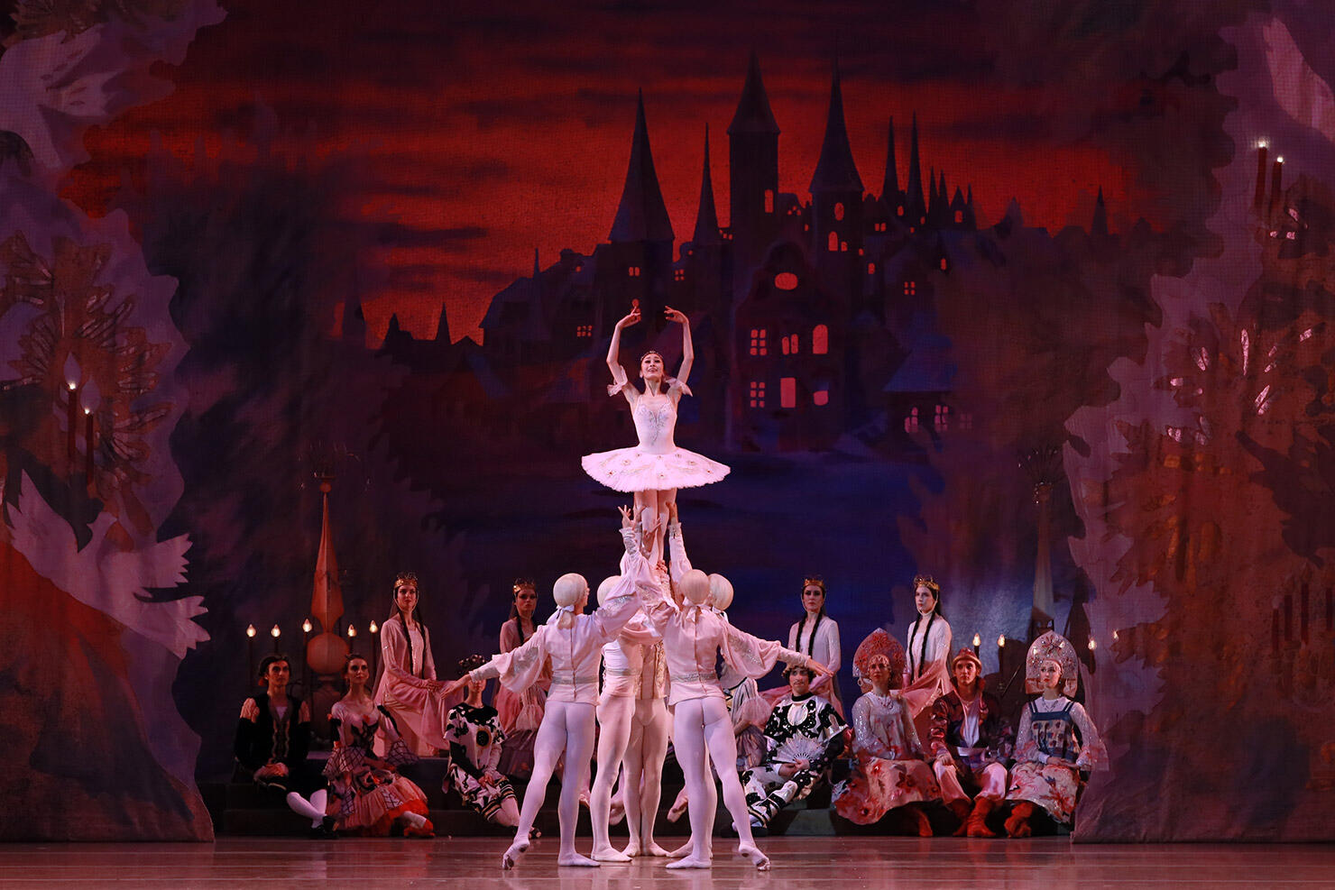 The-Nutcracker-by-Natasha-Razina_2023-©-Mariinsky-Theatre-(1).jpg
