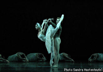 ベルリン国立バレエ団『白鳥の湖』 マラーホフ、セミョーノワ