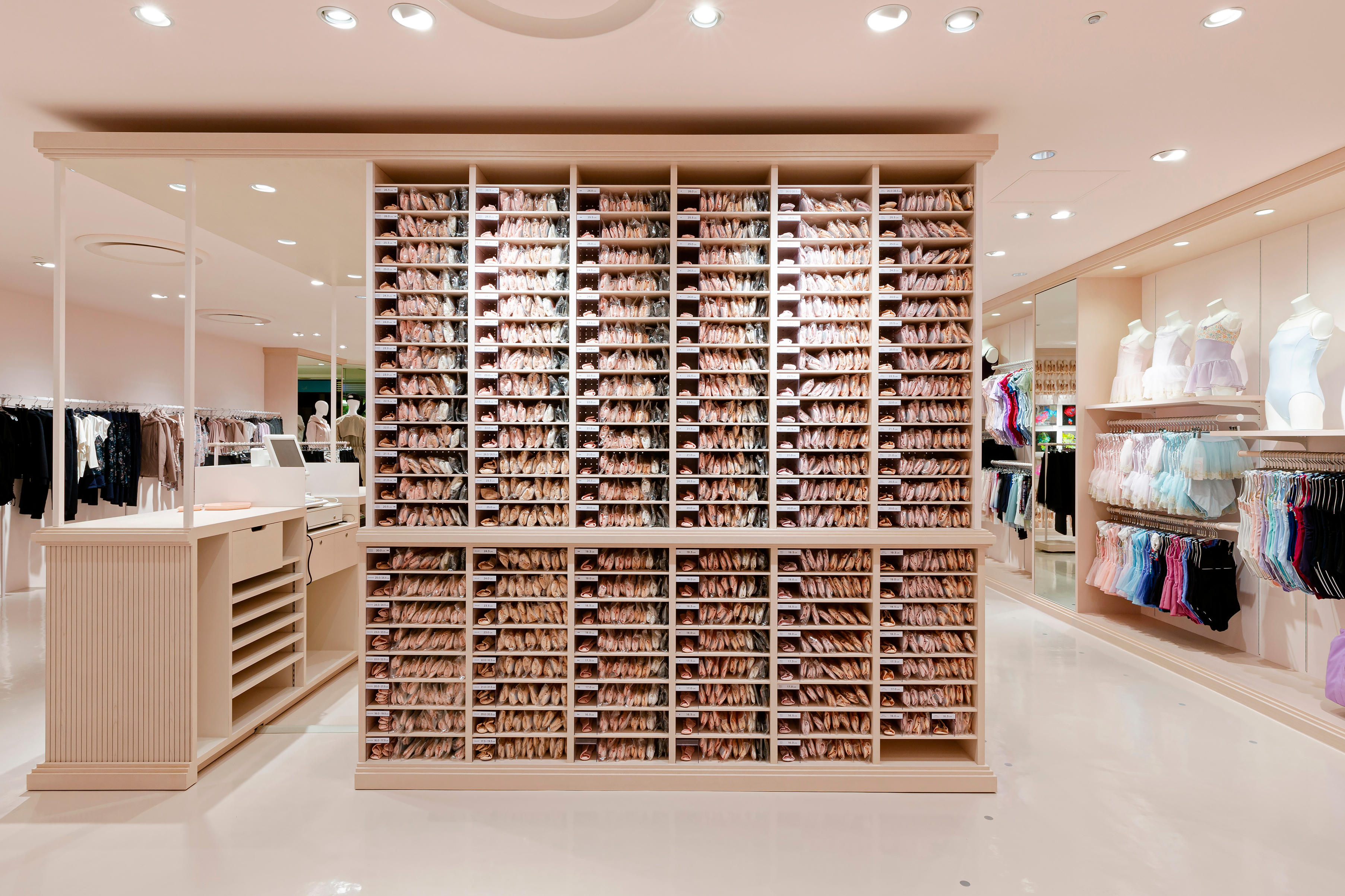 New Open チャコット二子玉川店 19 9 4 水 チャコット