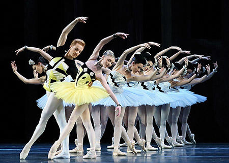 「バレエの情景」Photo: Angela Kase