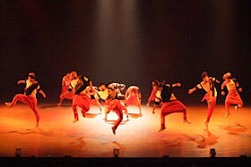 バレエ、フラ、朝鮮舞踊、コンテンポラリーなどジャンルを越えた様々なダンスの祭典