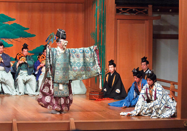 『翁』(C) Kanze Noh Theatre