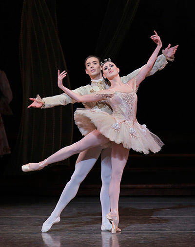 Tiler Peck & Tyler Angle Photo : Paul Kolnik