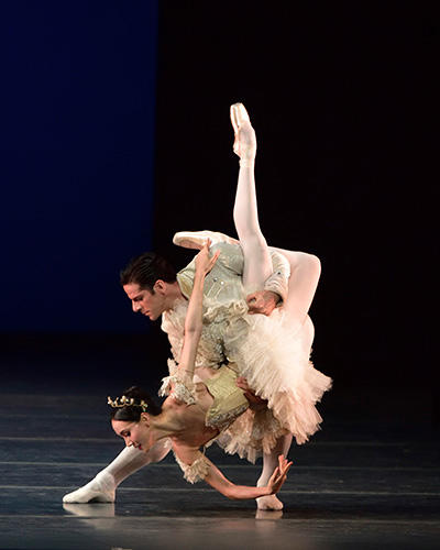 Hee Seo and Marcelo Gomes in The Nutcracker.  Photo: Gene Schiavone