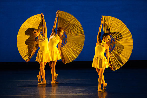 SUN DANCE   Jennifer Chicheportiche,  Jenna Marie Graves, Catherine Jaeger  Photo CHARLES AZZOPARDI